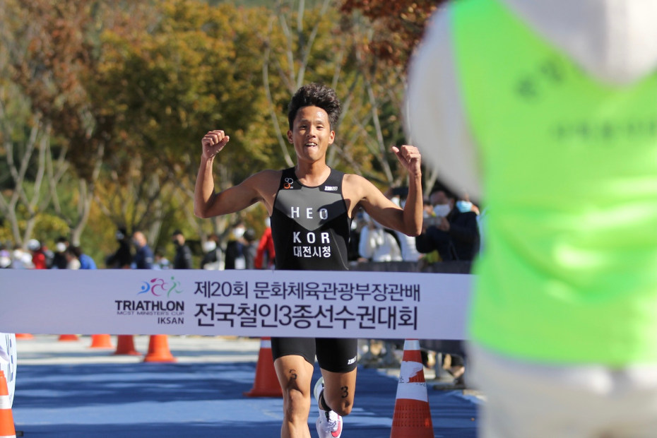 shimano riders triathlon header image