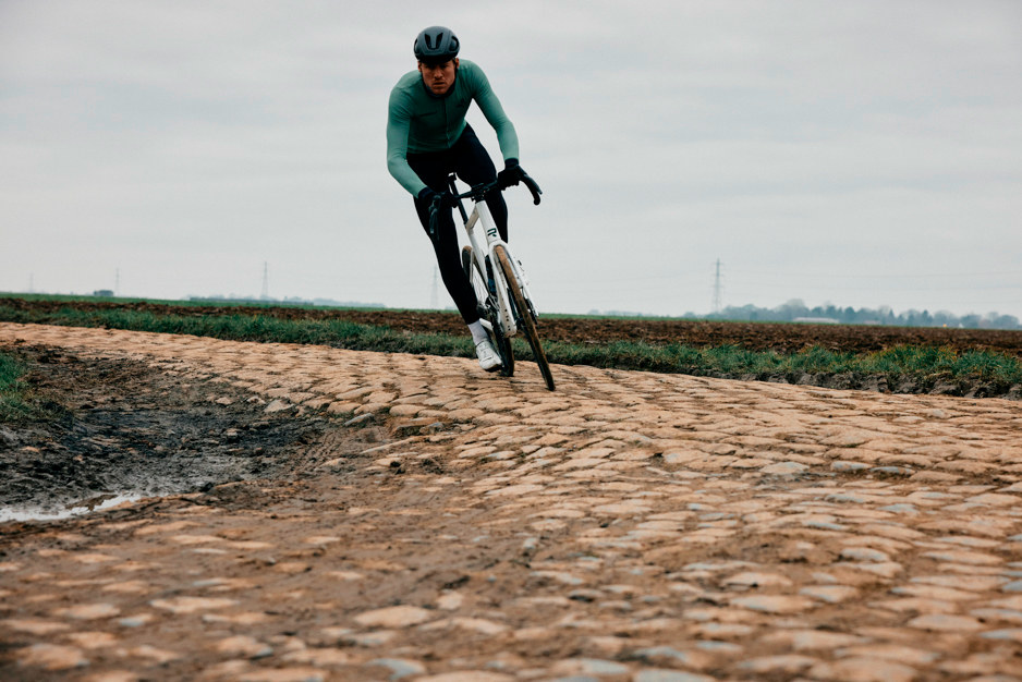 Roads to Ride: Caught on the Cobbles
