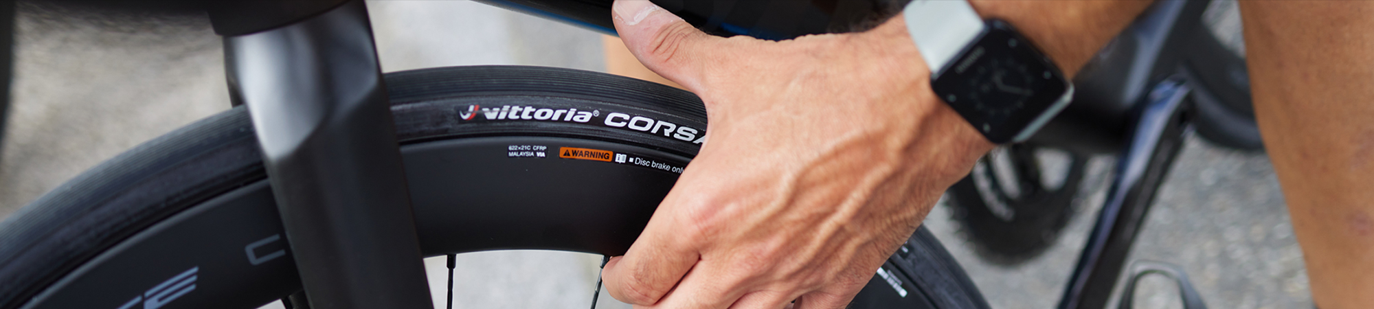 Checking Tire pressure on DURA-ACR R9200 Wheels