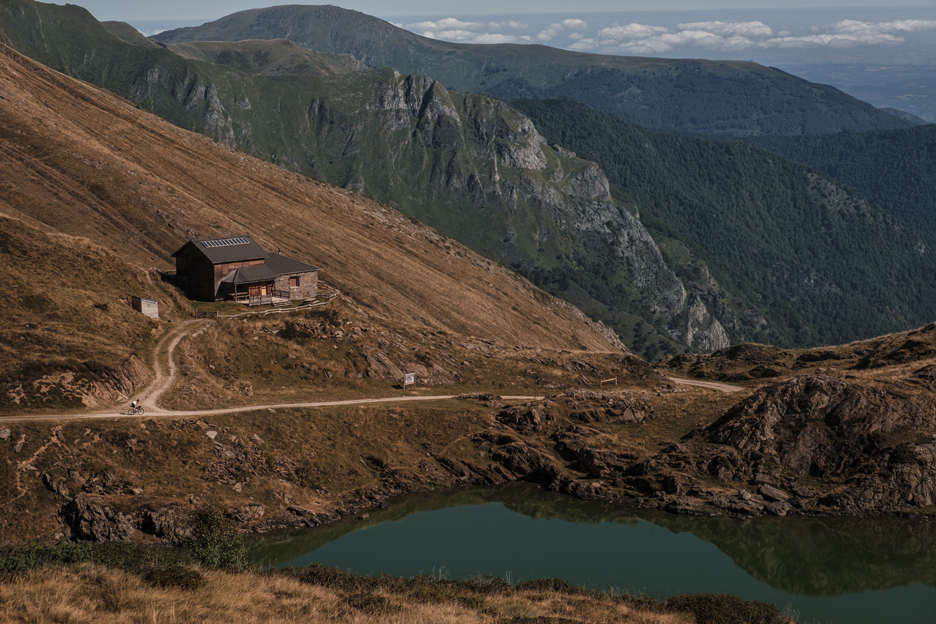 Riding Shimano equipped road bikes in Europe